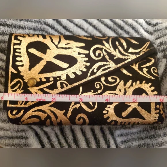 🌟 HP 🌟 NWOT Beautiful Virgins, Saints & Angels Jewelry Pouch Or ID Pouch - Picture 3 of 6